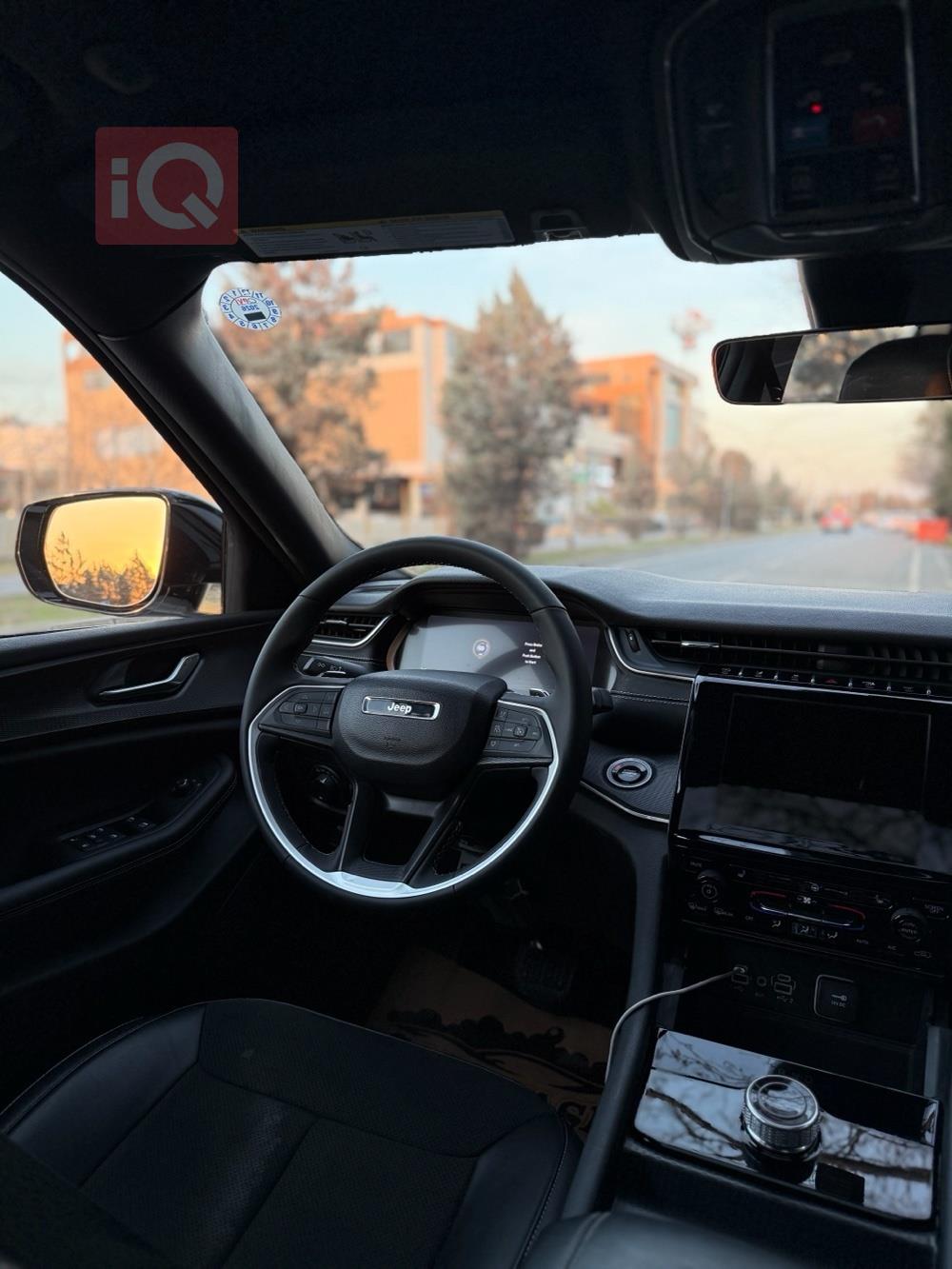 جيب جراند شيروكي